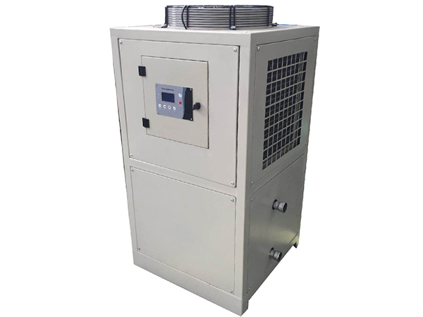 冷油機轉移及裝置過程 冷油機轉移及裝置過程