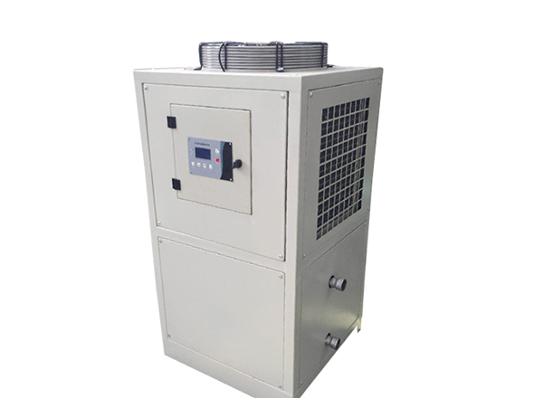 工業(yè)油冷機怎么做好清洗的工作 工業(yè)油冷機怎么做好清洗的工作